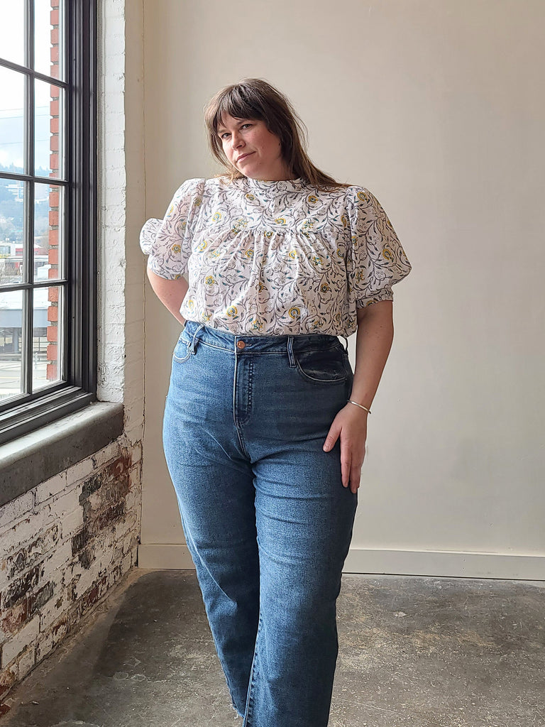 Regalia Blouse (sizes 16-34)