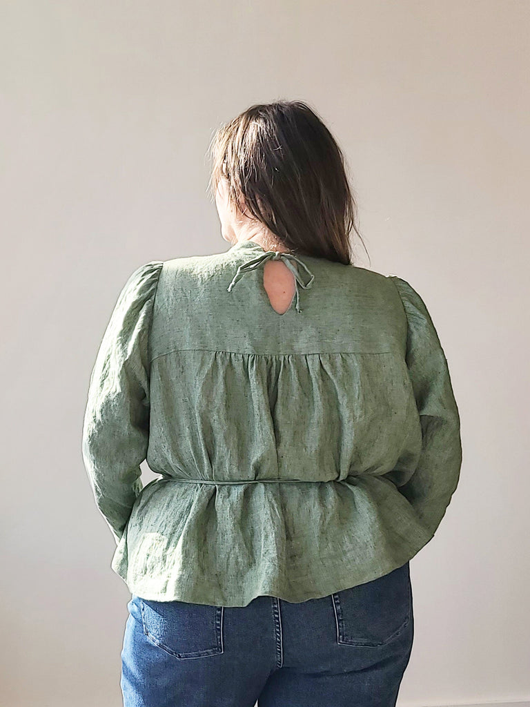 Regalia Blouse (sizes 16-34)
